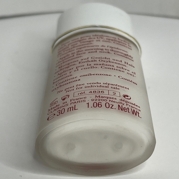 Clarins Fluide Désaltérant Multi-Hydratant SPF 15 Moisture Hydra Care Lotion - Picture 3 of 4
